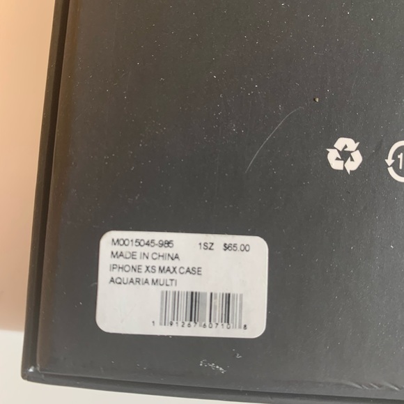 Marc Jacobs cell phone case - Picture 6 of 11